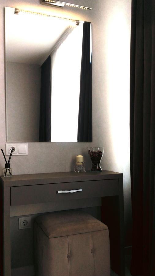 Apartament Lux Sect. Riscani Кишинев Екстериор снимка