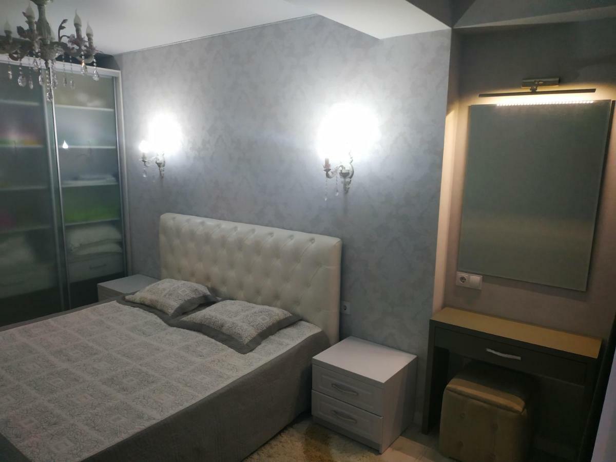 Apartament Lux Sect. Riscani Кишинев Екстериор снимка